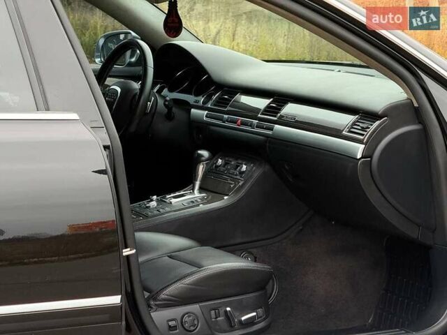 Черный Ауди С8, объемом двигателя 5.2 л и пробегом 153 тыс. км за 22777 $, фото 27 на Automoto.ua