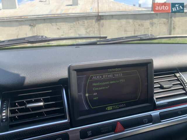 Черный Ауди С8, объемом двигателя 5.2 л и пробегом 270 тыс. км за 12999 $, фото 27 на Automoto.ua