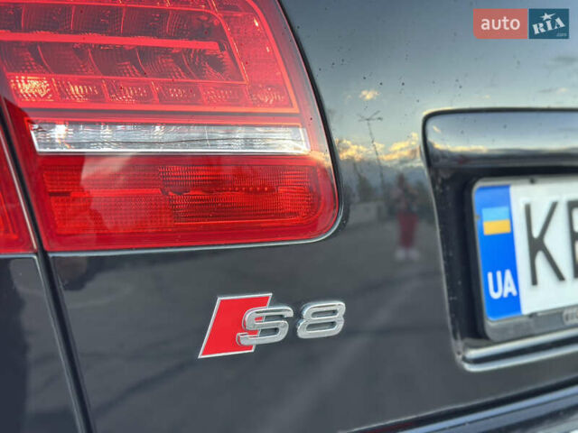 Ауди С8 2007 в Киеве на Automoto.ua Черный Ауди С8, объемом двигателя 5.2 л и пробегом 150 тыс. км за 14990 $, фото 72 на Automoto.ua