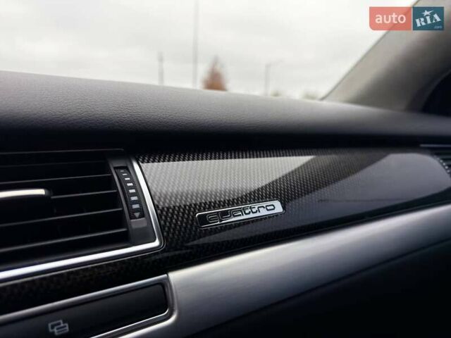 Черный Ауди С8, объемом двигателя 5.2 л и пробегом 153 тыс. км за 22777 $, фото 21 на Automoto.ua