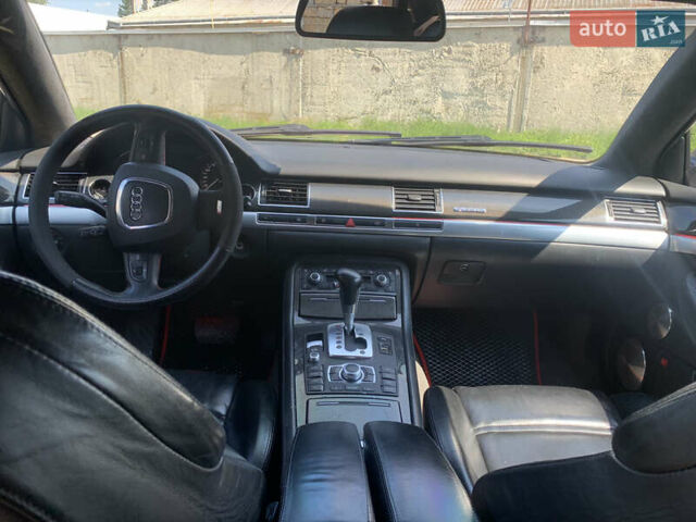 Чорний Ауді S8, об'ємом двигуна 5.2 л та пробігом 262 тис. км за 15000 $, фото 20 на Automoto.ua