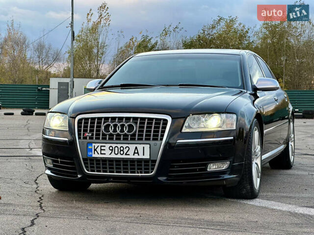 Ауди С8 2007 в Киеве на Automoto.ua Черный Ауди С8, объемом двигателя 5.2 л и пробегом 150 тыс. км за 14990 $, фото 43 на Automoto.ua