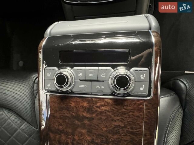 Черный Ауди С8, объемом двигателя 3.99 л и пробегом 230 тыс. км за 49999 $, фото 43 на Automoto.ua