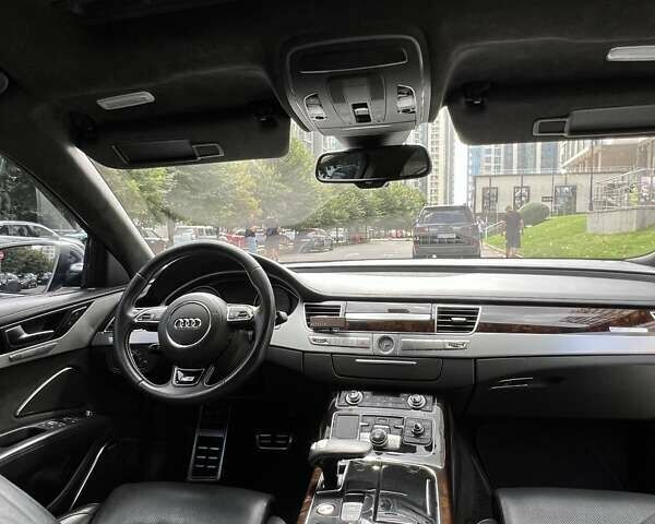 Чорний Ауді S8, об'ємом двигуна 3.99 л та пробігом 230 тис. км за 49999 $, фото 30 на Automoto.ua
