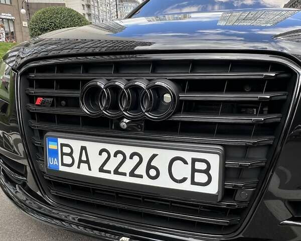 Чорний Ауді S8, об'ємом двигуна 3.99 л та пробігом 230 тис. км за 49999 $, фото 13 на Automoto.ua