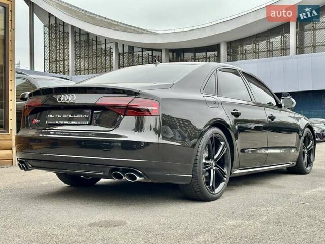 Чорний Ауді S8, об'ємом двигуна 3.99 л та пробігом 152 тис. км за 39999 $, фото 11 на Automoto.ua
