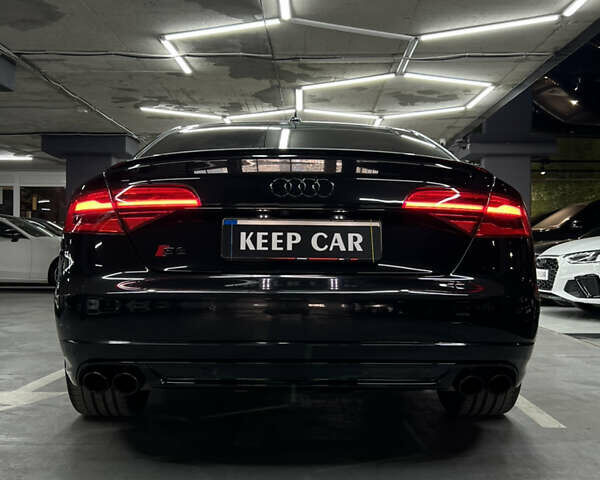 Черный Ауди С8, объемом двигателя 4 л и пробегом 205 тыс. км за 34000 $, фото 10 на Automoto.ua