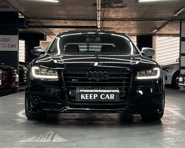 Черный Ауди С8, объемом двигателя 4 л и пробегом 205 тыс. км за 34000 $, фото 6 на Automoto.ua
