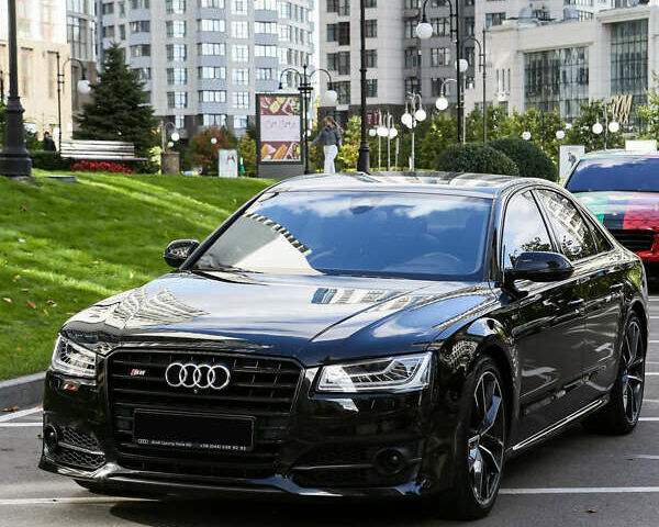 Чорний Ауді S8, об'ємом двигуна 3.99 л та пробігом 131 тис. км за 55000 $, фото 10 на Automoto.ua