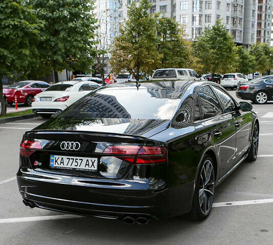 Чорний Ауді S8, об'ємом двигуна 3.99 л та пробігом 124 тис. км за 58000 $, фото 35 на Automoto.ua