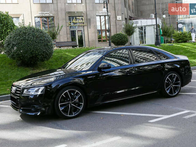 Чорний Ауді S8, об'ємом двигуна 3.99 л та пробігом 131 тис. км за 55000 $, фото 11 на Automoto.ua
