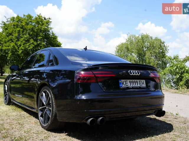Чорний Ауді S8, об'ємом двигуна 3.99 л та пробігом 62 тис. км за 66000 $, фото 11 на Automoto.ua