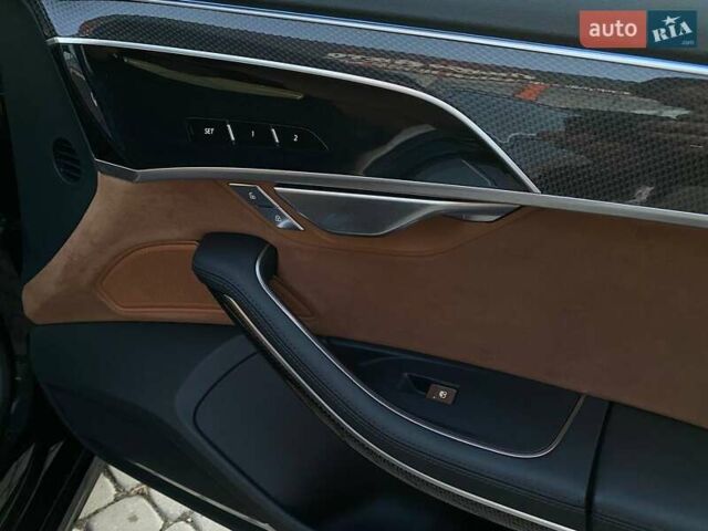 Черный Ауди С8, объемом двигателя 4 л и пробегом 5 тыс. км за 79900 $, фото 33 на Automoto.ua