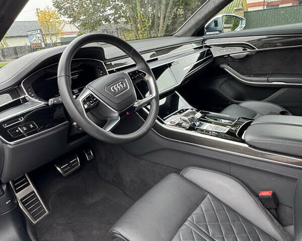 Черный Ауди С8, объемом двигателя 4 л и пробегом 122 тыс. км за 78000 $, фото 21 на Automoto.ua