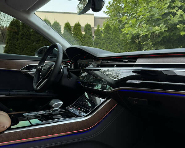 Чорний Ауді S8, об'ємом двигуна 4 л та пробігом 104 тис. км за 92400 $, фото 31 на Automoto.ua