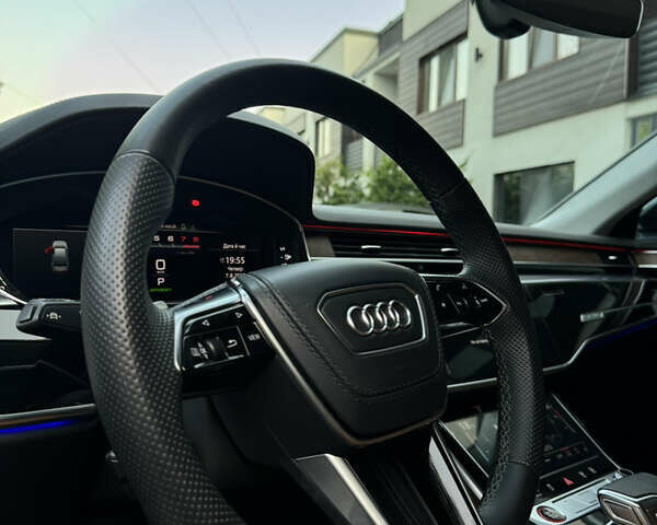 Чорний Ауді S8, об'ємом двигуна 4 л та пробігом 104 тис. км за 92400 $, фото 22 на Automoto.ua