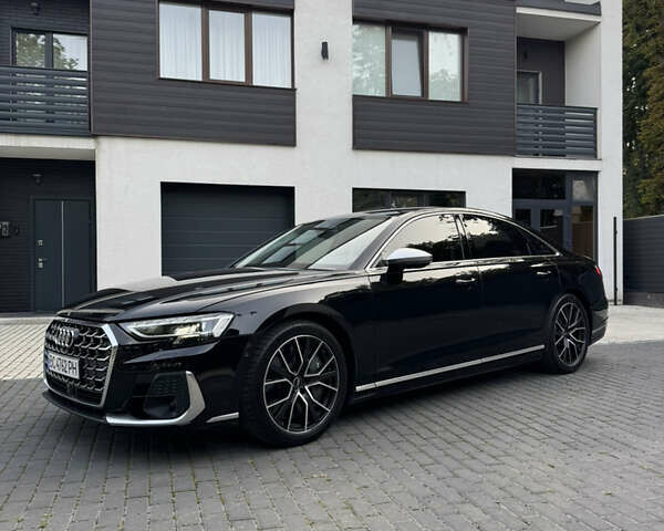 Чорний Ауді S8, об'ємом двигуна 4 л та пробігом 104 тис. км за 92400 $, фото 1 на Automoto.ua