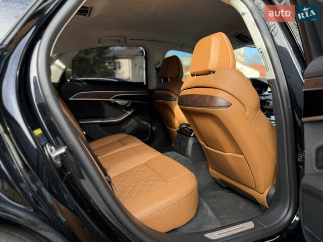 Чорний Ауді S8, об'ємом двигуна 4 л та пробігом 115 тис. км за 88900 $, фото 62 на Automoto.ua
