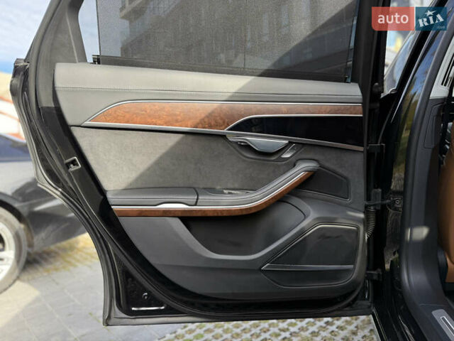 Чорний Ауді S8, об'ємом двигуна 4 л та пробігом 115 тис. км за 88900 $, фото 50 на Automoto.ua