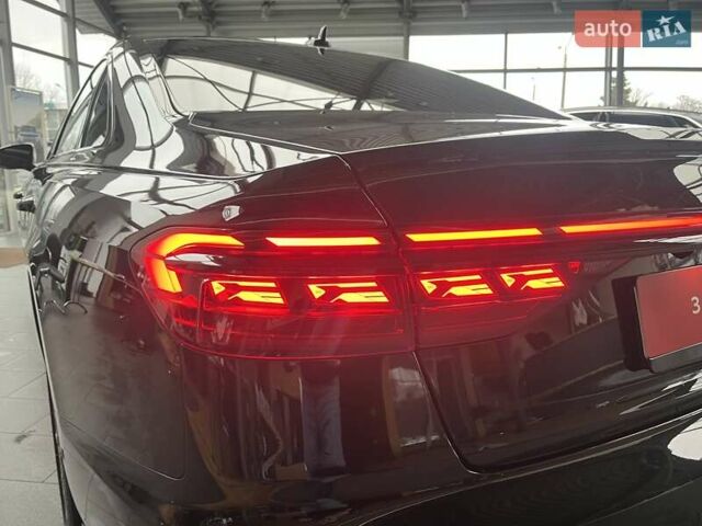 Черный Ауди С8, объемом двигателя 4 л и пробегом 53 тыс. км за 136465 $, фото 22 на Automoto.ua