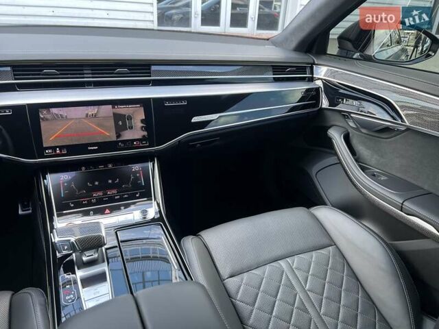 Ауди С8 2022 в Киеве на Automoto.ua Черный Ауди С8, объемом двигателя 4 л и пробегом 85 тыс. км за 102000 $, фото 18 на Automoto.ua