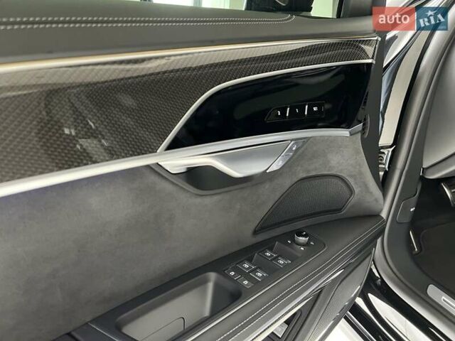 Черный Ауди С8, объемом двигателя 4 л и пробегом 90 тыс. км за 97000 $, фото 20 на Automoto.ua