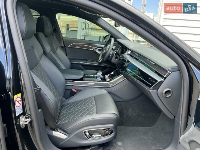 Ауди С8 2022 в Киеве на Automoto.ua Черный Ауди С8, объемом двигателя 4 л и пробегом 85 тыс. км за 102000 $, фото 32 на Automoto.ua