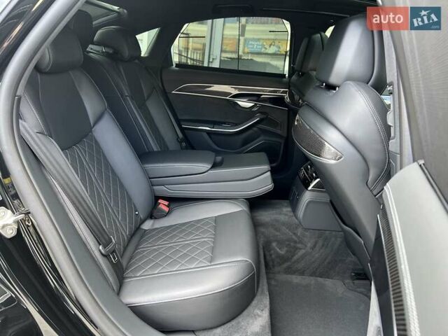 Ауди С8 2022 в Киеве на Automoto.ua Черный Ауди С8, объемом двигателя 4 л и пробегом 85 тыс. км за 102000 $, фото 28 на Automoto.ua