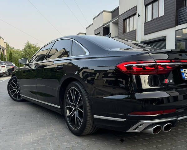 Чорний Ауді S8, об'ємом двигуна 4 л та пробігом 104 тис. км за 92400 $, фото 14 на Automoto.ua