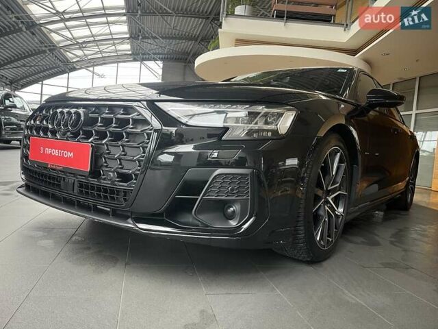 Черный Ауди С8, объемом двигателя 4 л и пробегом 53 тыс. км за 136465 $, фото 4 на Automoto.ua