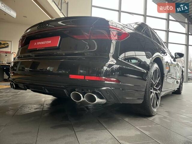 Черный Ауди С8, объемом двигателя 4 л и пробегом 53 тыс. км за 136465 $, фото 15 на Automoto.ua