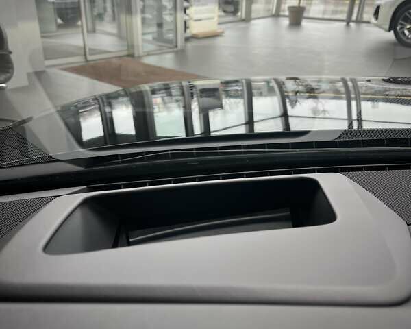 Черный Ауди С8, объемом двигателя 4 л и пробегом 53 тыс. км за 136465 $, фото 58 на Automoto.ua