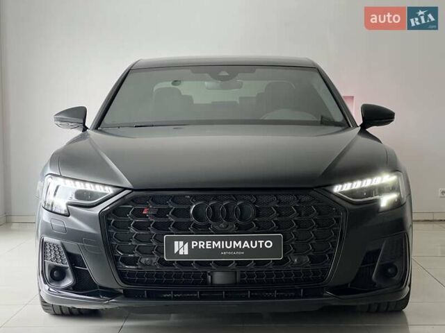 Черный Ауди С8, объемом двигателя 4 л и пробегом 90 тыс. км за 97000 $, фото 5 на Automoto.ua