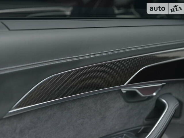 Черный Ауди С8, объемом двигателя 4 л и пробегом 16 тыс. км за 142500 $, фото 41 на Automoto.ua