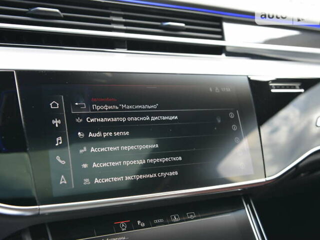 Черный Ауди С8, объемом двигателя 4 л и пробегом 16 тыс. км за 142500 $, фото 83 на Automoto.ua