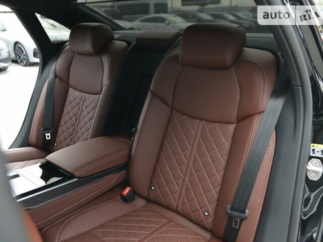 Черный Ауди С8, объемом двигателя 4 л и пробегом 16 тыс. км за 142500 $, фото 43 на Automoto.ua