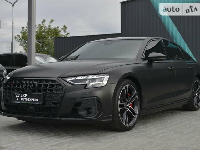 Черный Ауди С8, объемом двигателя 4 л и пробегом 16 тыс. км за 142500 $, фото 3 на Automoto.ua