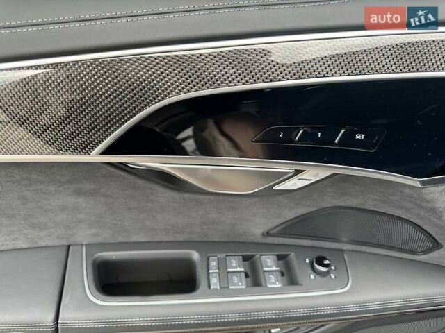 Чорний Ауді S8, об'ємом двигуна 4 л та пробігом 2 тис. км за 158000 $, фото 14 на Automoto.ua
