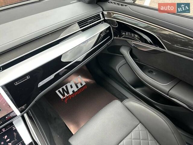Чорний Ауді S8, об'ємом двигуна 4 л та пробігом 2 тис. км за 158000 $, фото 29 на Automoto.ua