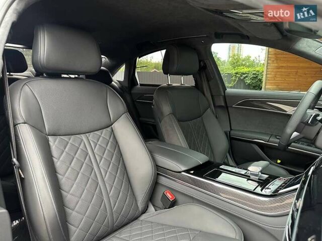 Чорний Ауді S8, об'ємом двигуна 4 л та пробігом 2 тис. км за 158000 $, фото 19 на Automoto.ua