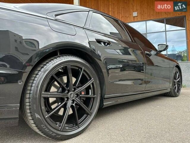 Чорний Ауді S8, об'ємом двигуна 4 л та пробігом 2 тис. км за 158000 $, фото 11 на Automoto.ua