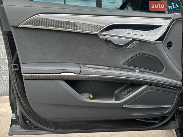 Чорний Ауді S8, об'ємом двигуна 4 л та пробігом 2 тис. км за 158000 $, фото 13 на Automoto.ua