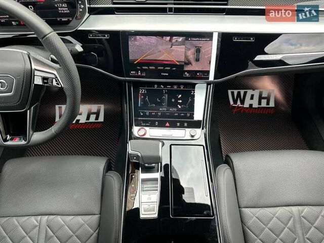 Чорний Ауді S8, об'ємом двигуна 4 л та пробігом 2 тис. км за 158000 $, фото 30 на Automoto.ua