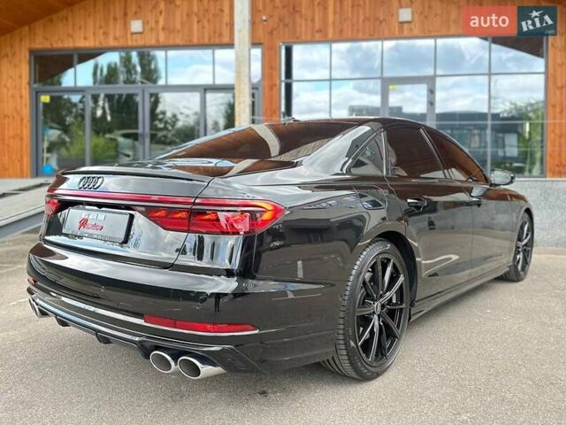 Чорний Ауді S8, об'ємом двигуна 4 л та пробігом 2 тис. км за 158000 $, фото 9 на Automoto.ua
