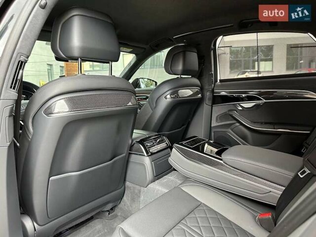 Чорний Ауді S8, об'ємом двигуна 4 л та пробігом 2 тис. км за 158000 $, фото 21 на Automoto.ua