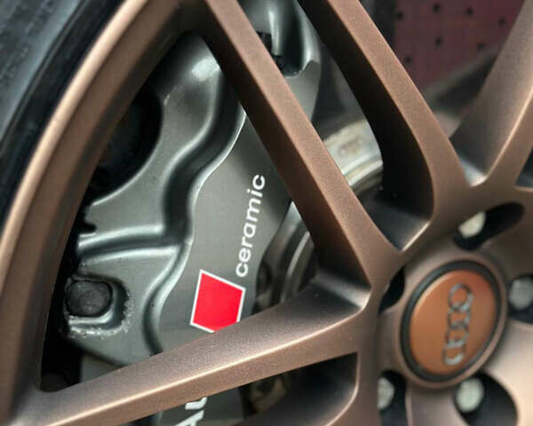 Ауді S8, об'ємом двигуна 5.2 л та пробігом 251 тис. км за 15500 $, фото 25 на Automoto.ua