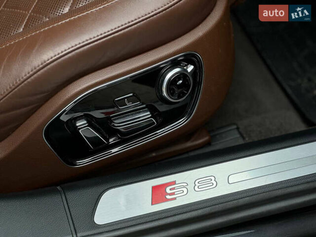 Ауді S8, об'ємом двигуна 4 л та пробігом 200 тис. км за 23800 $, фото 24 на Automoto.ua