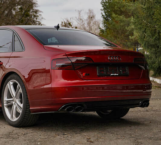 Ауди С8, объемом двигателя 4 л и пробегом 192 тыс. км за 38000 $, фото 2 на Automoto.ua