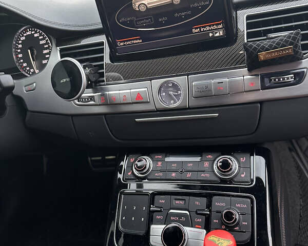 Ауді S8, об'ємом двигуна 3.99 л та пробігом 106 тис. км за 40000 $, фото 16 на Automoto.ua