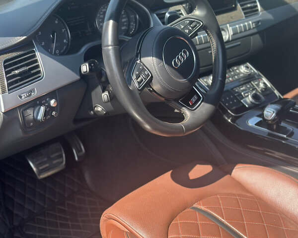 Ауді S8, об'ємом двигуна 3.99 л та пробігом 106 тис. км за 40000 $, фото 6 на Automoto.ua